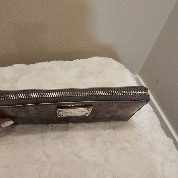 Michael Kors Brown Bronze Signature Wallet - Picture 3 of 7